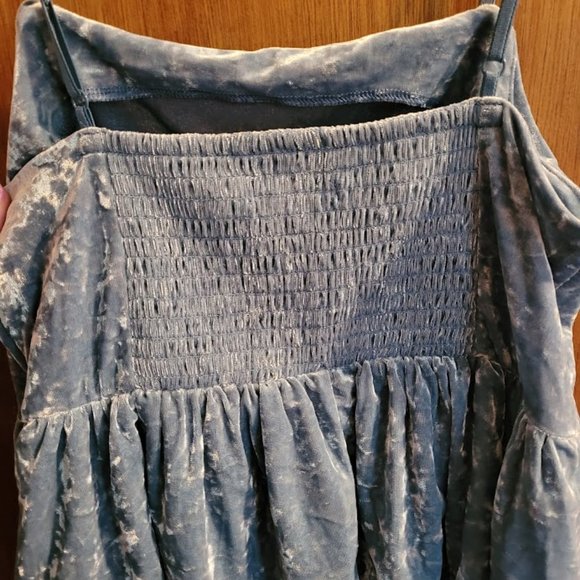 NWOT American Eagle Blue Velvet Tiered Babydoll Top M - Picture 6 of 7
